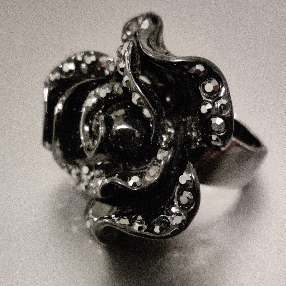 Black Camelia Rose Flower Cocktail Ring